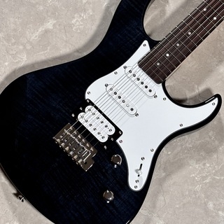 ほぼ新品YAMAHA 並ん PACIFICA PAC212VFMブラック（ケース付）