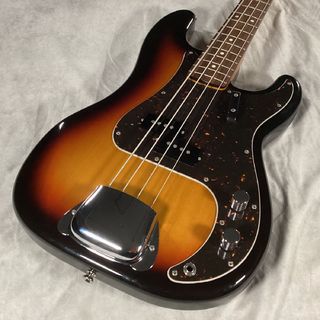 Fender HAMA OKAMOTO P B