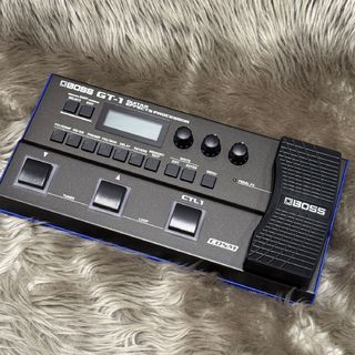 BOSS GT-1
