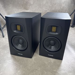 ADAM AUDIO T5V 〜【ペアで約5万円以下】宅録／DTMに最適なモニター