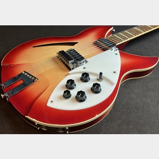 Rickenbacker 360V64 Fireglo