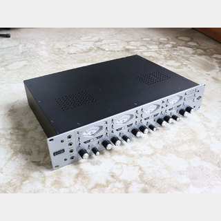 UNIVERSAL AUDIO、4-710Dの検索結果【楽器検索デジマート】
