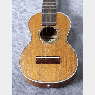 URABE UKULELE(占部) M-40H【ミディアム】【日本製】