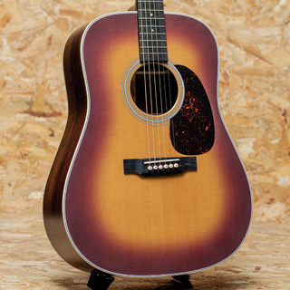 Martin D-28 Satin Amberburst