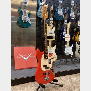 FenderPlayer II Mustang Bass PJ Rosewood Fingerboard / Coral Red 