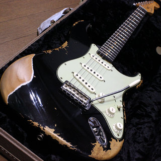 Fender Custom Shop1960 Stratocaster Heavy Relic Aged Black ヘビーレリック 2022年製です