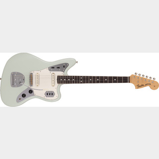 フェンダーより、羊文学・塩塚モエカのシグネチャー・モデル“Moeka