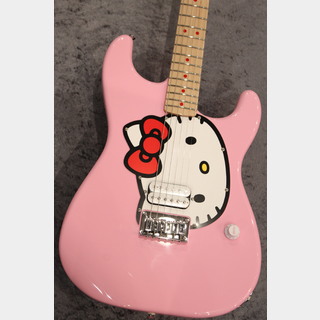 Squier by Fender 【ネックの杢目にご注目!】Limited Edition Hello Kitty Stratocaster #24001152【超軽量!3.16㎏】