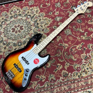 Squier by Fender Affinity Series Jazz Bass Maple Fingerboard White Pickguard 3-Color Sunburst【現物写真】