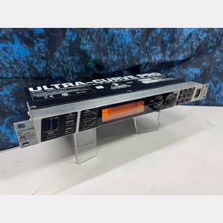 BEHRINGER ULTRA CURVE PRO   DEQ2496