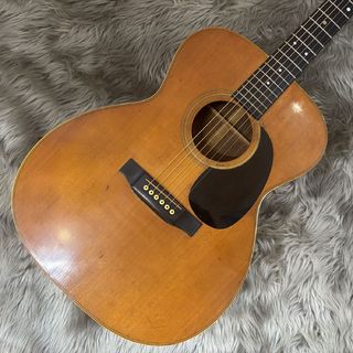 Martin 000-28
