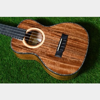 Uma Ukulele UK-30ST Tenor