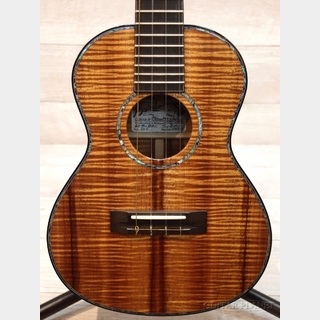 Ko'olau CS Tenor Custom Curly Koa 【2023年製】【テナー/ハワイアンコア】【ピックアップ搭載】【送料込】