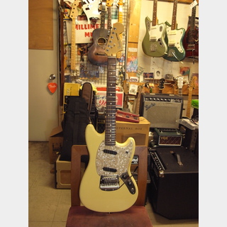 Fender AMERICAN PERFORMER MUSTANG (2019)