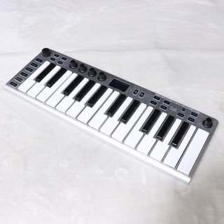 ESI Xsynth｜ポリフォニックアフタータッチ対応のオールインワンMIDI