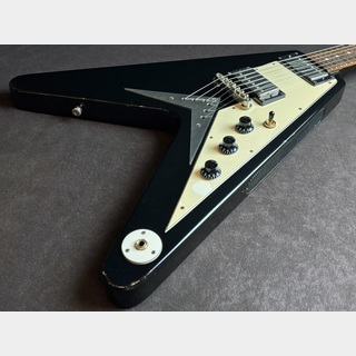 Monsty　FLYING V タイプ　エレキギター　　弦は新品に交換済み！ Japan Limited Run