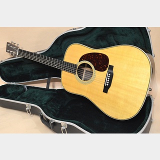 Martin HD-28 Standard w/Lyric 2018年製