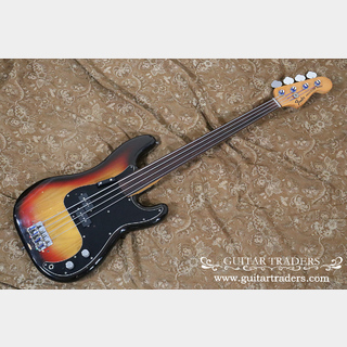 Fender1978 Precision Bass Fretless