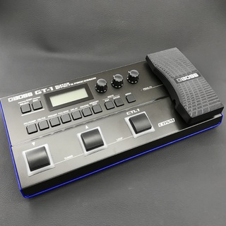 BOSS GT-1マルチエフェクター　教科書付き　ジャンク扱い BOSS GT-1マルチエフェクター 教科書付き ジャンク扱い 美品・セット
