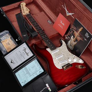 Fender Custom Shop Custom Built Custom Stratocaster AA Quilt Trans Red Burst【渋谷店】