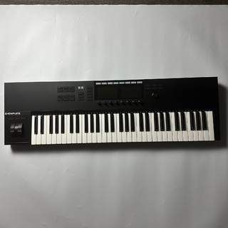 NATIVE INSTRUMENTS KOMPLETE KONTROL S61MK2