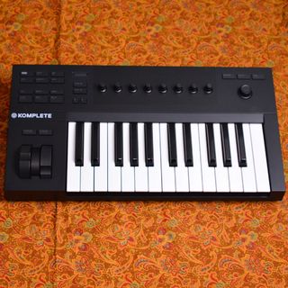 NATIVE INSTRUMENTS KOMPLETE KONTROL A25