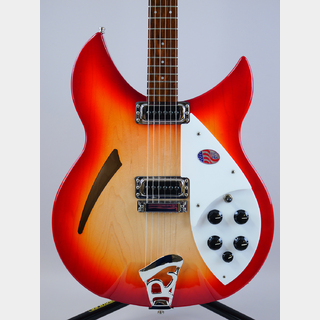 Rickenbacker 330 / 2024 (Fireglo)