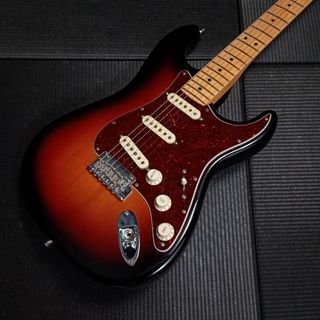 Fender American Professional II Stratocaster MN 3TS-2022- 【御茶ノ水本店 FINEST GUITARS】