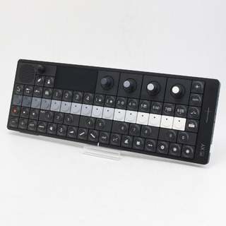 teenage engineeringよりTX-6、TP-7、CM-15のマットブラックカラーが