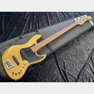 ベース Xotic Custom Xoticベース・モデル4種を森光奏太が徹底レビュー！ | ベース