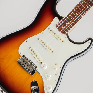 Fender Japan ST62-117 / 3 Tone Sunburst