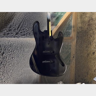 エレクトリック・ベース ＞ JBタイプ、FREEDOM CUSTOM GUITAR RESEARCH
