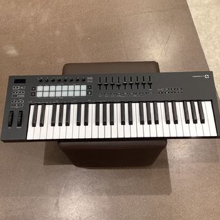 Novation LAUNCHKEY49 MK3 MIDIキーボード 49鍵盤