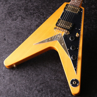EpiphoneInspired by Gibson Custom 1958 Korina Flying V with Black Pickguard Aged Natural 【御茶ノ水本店】