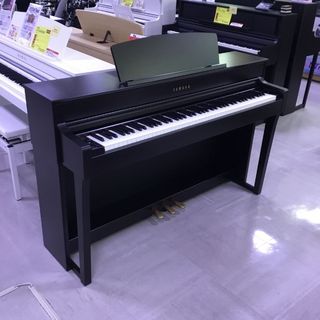 YAMAHA CLP-645