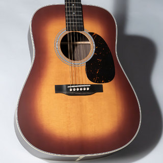 Martin D-28 SatinAmberburst