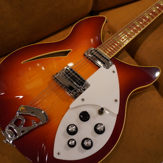 Rickenbacker 360 / 12 Fireglow 【1983年製】