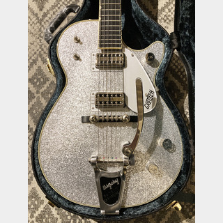 GretschG6129T-59 Vintage Select '59 Silver Jet with Bigsby Silver Sparkle
