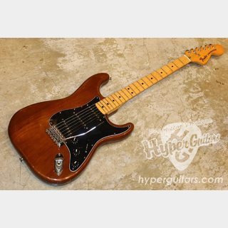 Fender '77 Stratocaster