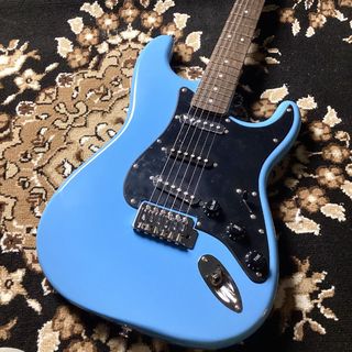 Squier by Fender 【現物写真】SONIC STRATOCASTER Laurel Fingerboard Black Pickguard California Blue ストラトキャスター