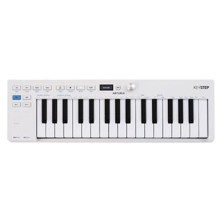 Arturia、パッチング可能な25鍵モノフォニック・アナログシンセ