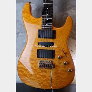 Valley Arts / Custom Pro - USA / H-S-H  Quited Maple / Natural Amber