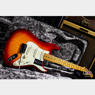 Fender American Ultra Stratocaster / 2019