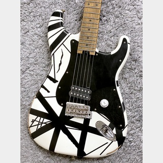 EVHStriped Series '78 Eruption White with Black Stripes Relic 【展示入替特価】