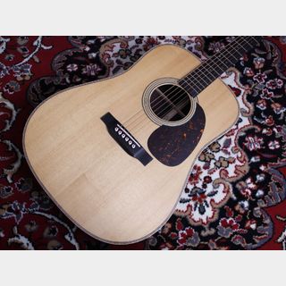 Martin【現物写真】D-28 Modern Deluxe 【在庫限りの旧売価！】