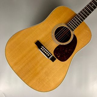 Martin D-28 Standard