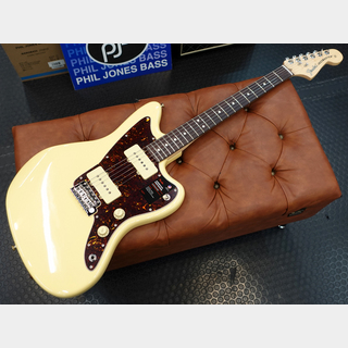 Fender American Performer Jazzmaster / Vintage White 【OUTLET】