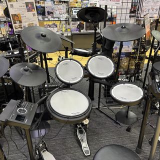 Roland 【展示品】【売切特価】TD-17SC-S(TD-17KV2) 【現物画像】【JPT900（キックペダル・ドラムスローン・スティ
