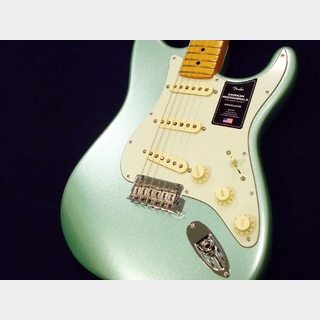Fender American Professional II Stratocaster Maple Fingerboard  Mystic Surf Green
