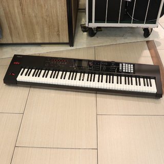 Roland FA-08 Music Workstation 【梅田店】